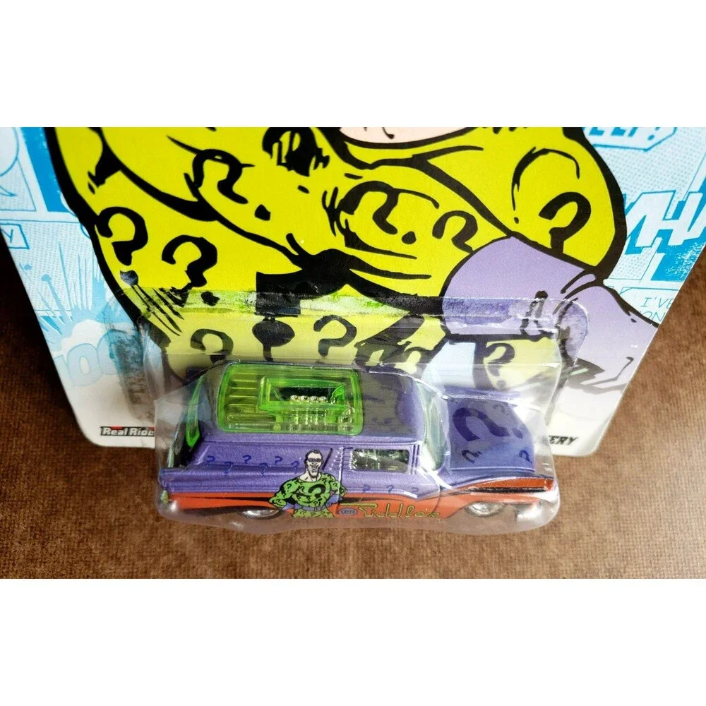 2012 Hot Wheels 8 CREATE DELIVERY Purple NOSTALGIC BRANDS DC COMICS REAL RIDERS!
